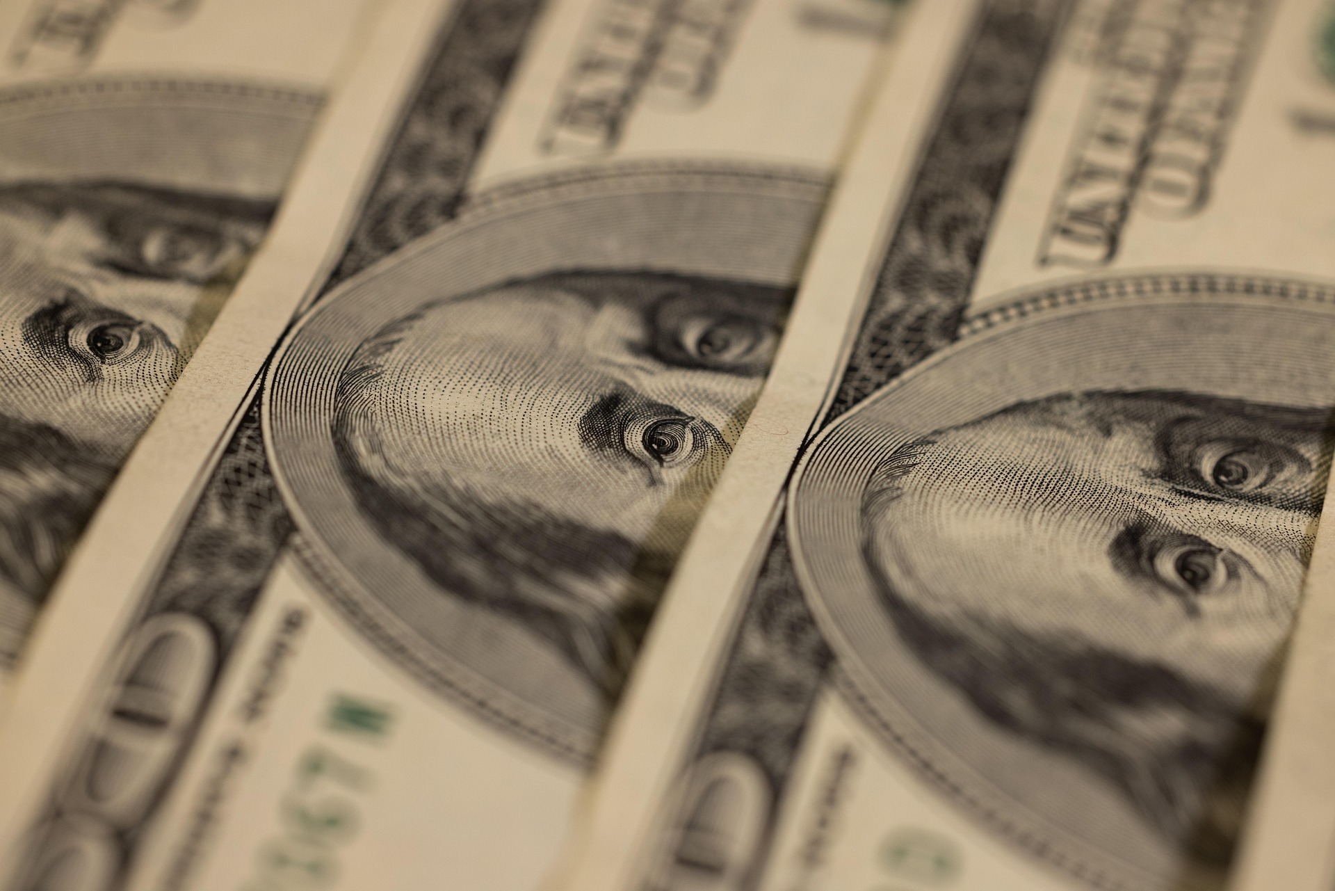 dollars-6771285_1920